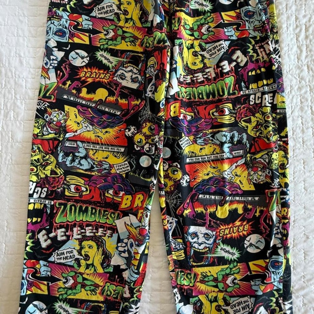Expert Horror‎ × Streetwear